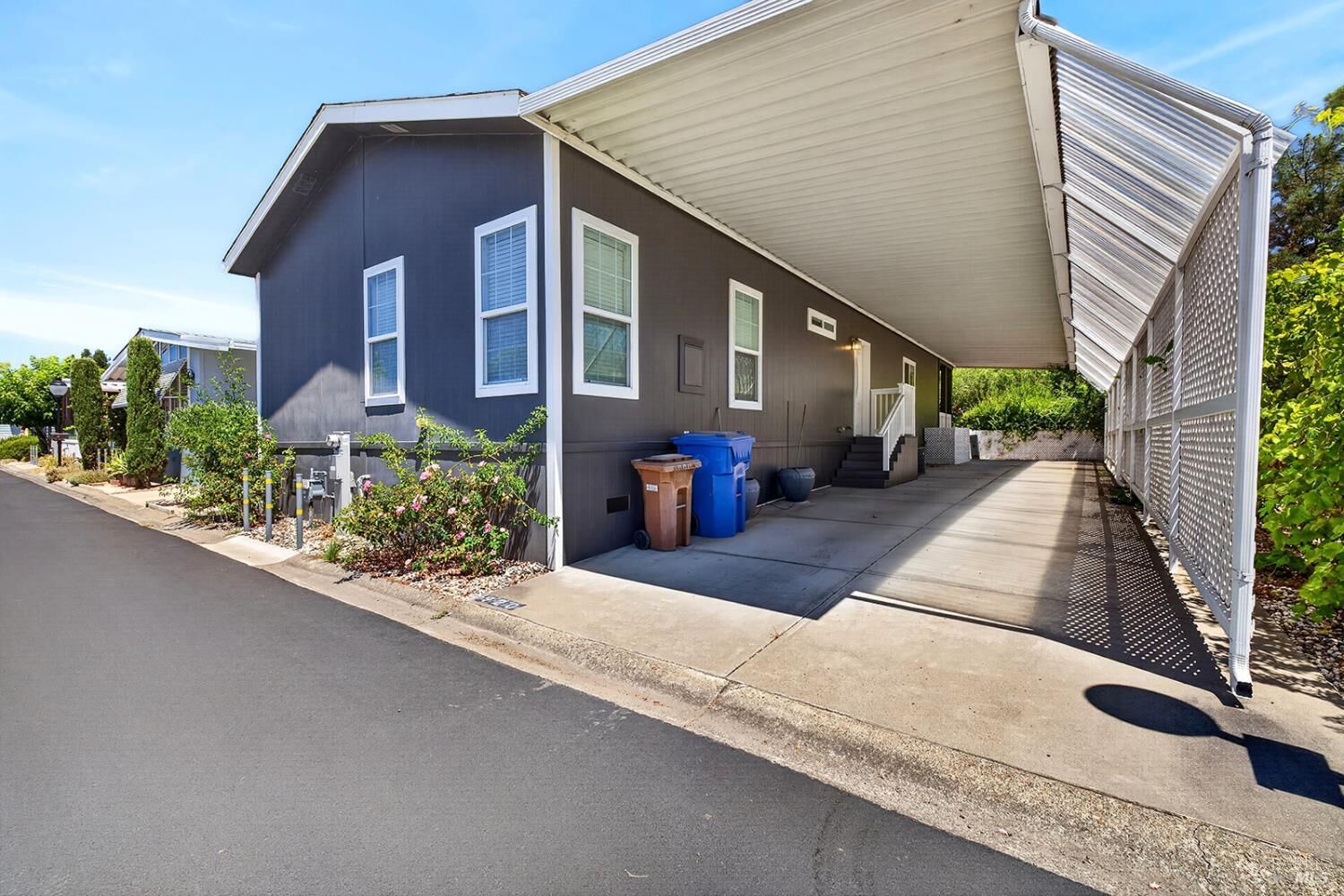 Property Photo: 920 Champagne Circle CA 94515