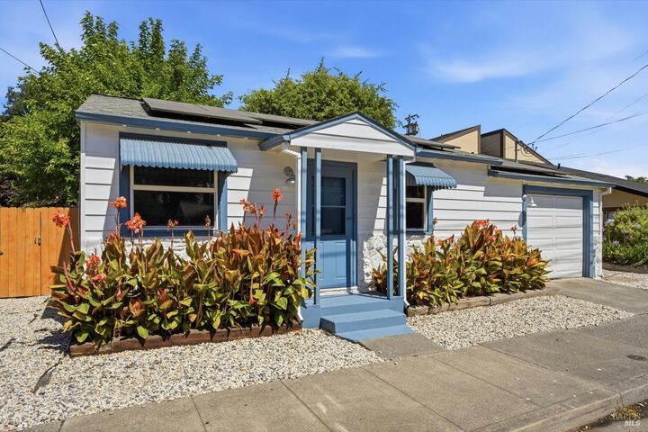 Property Photo:  1460 North Street  CA 95404 