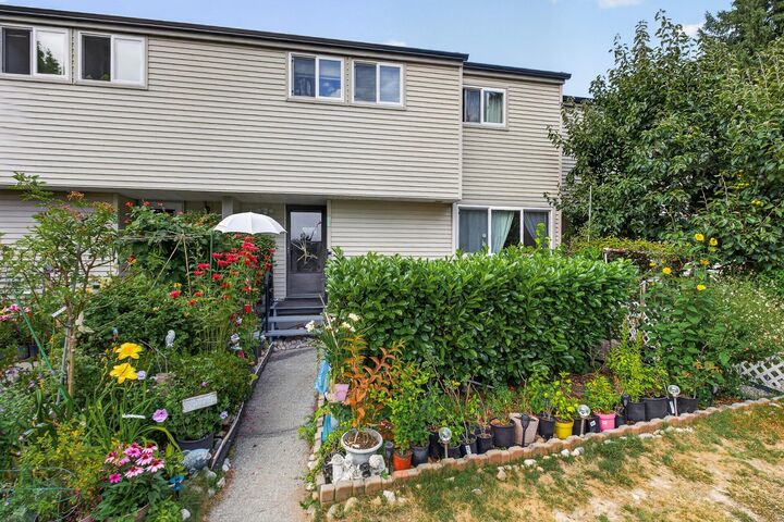 3441 E 49th Avenue 88 — photo 1