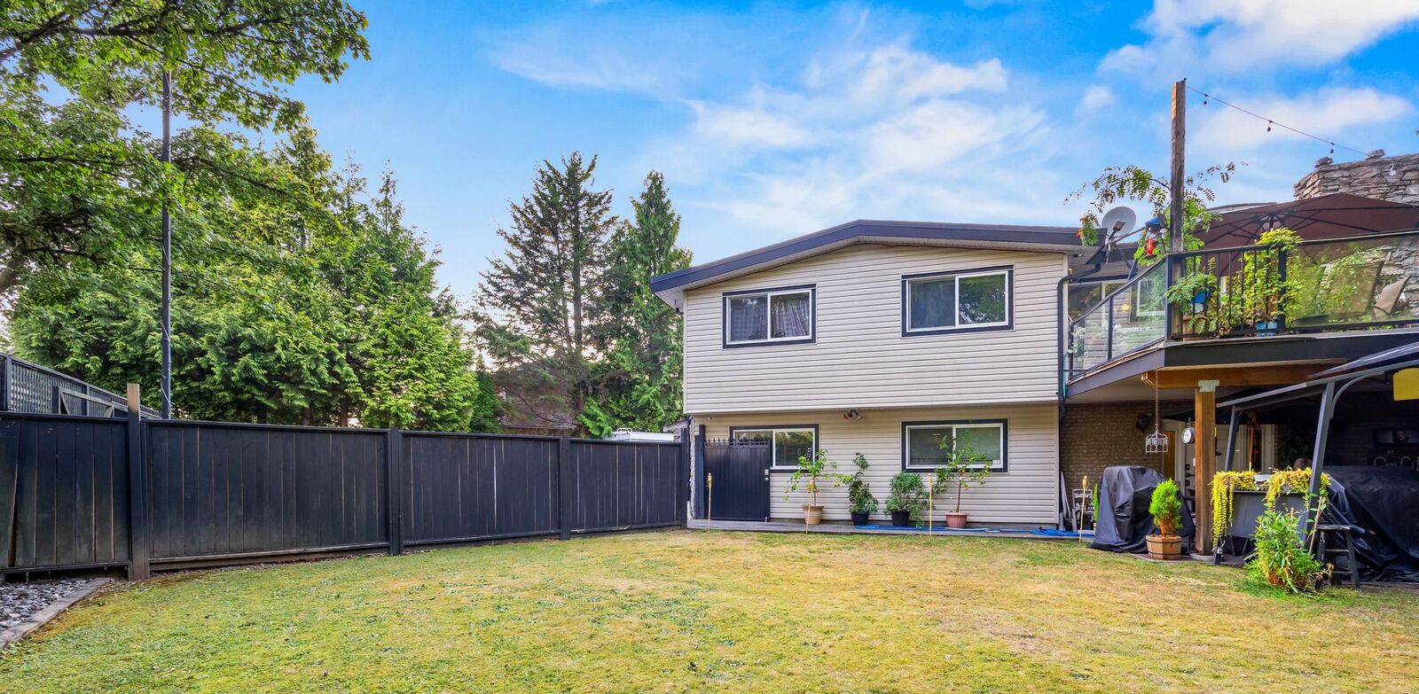 Property Photo: 15797 92 Avenue BC V4N 3C3
