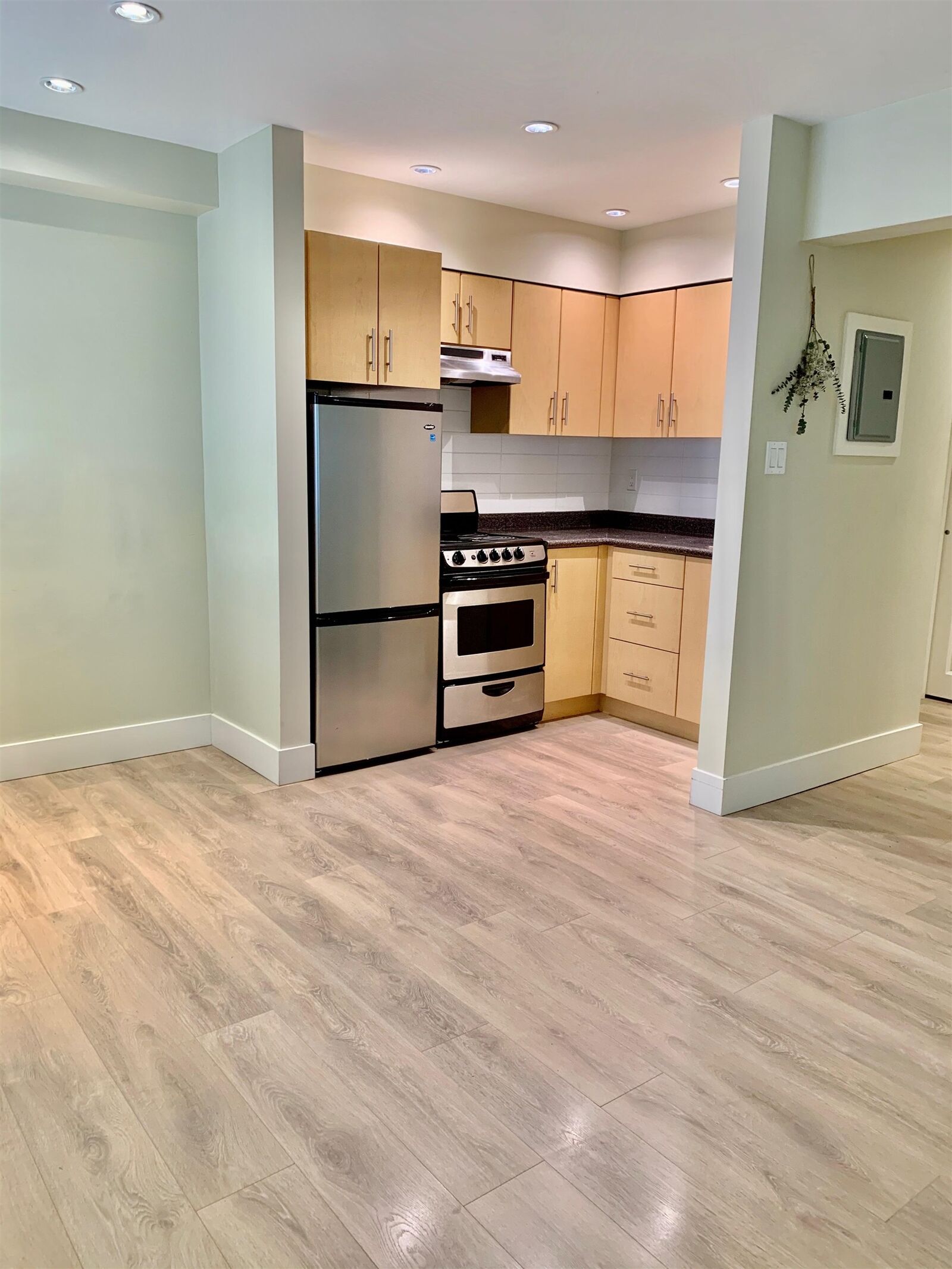 Property Photo:  8635 Fremlin Street 1xx  BC V6P 3X4 