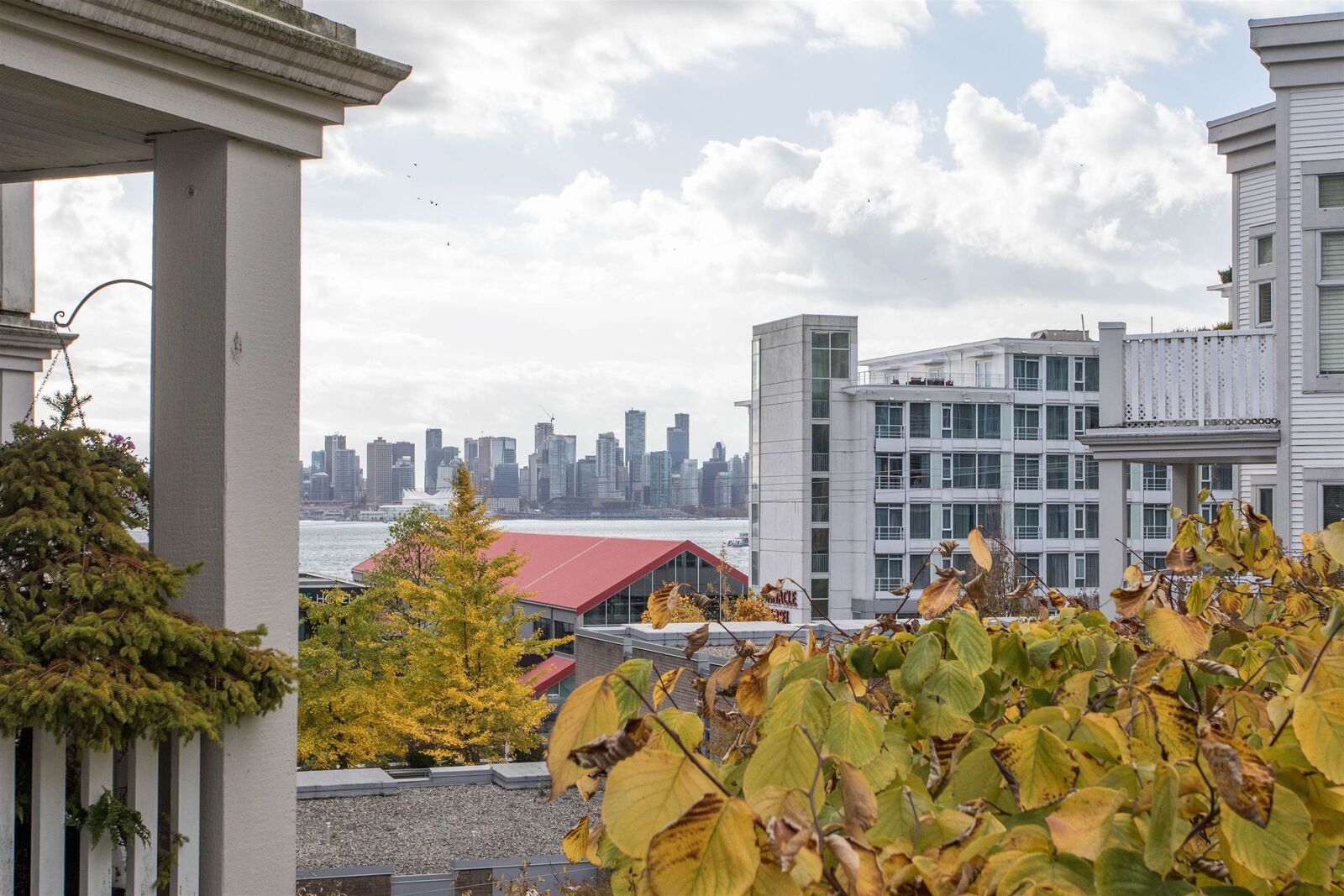 Property Photo:  147 E 1st Street 313  BC V7L 1B2 
