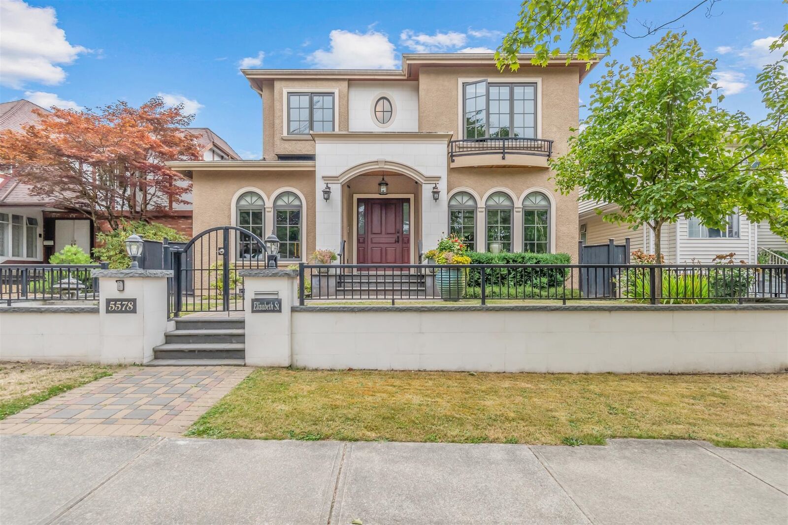 Property Photo: 5578 Elizabeth Street BC V5Y 3J9