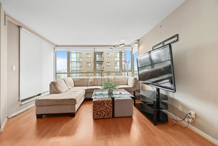 Property Photo:  6191 Buswell Street 90X  BC V6Y 4C4 