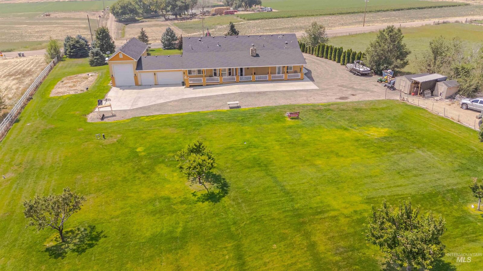 Property Photo:  11378 Purple Sage Rd  ID 83644 