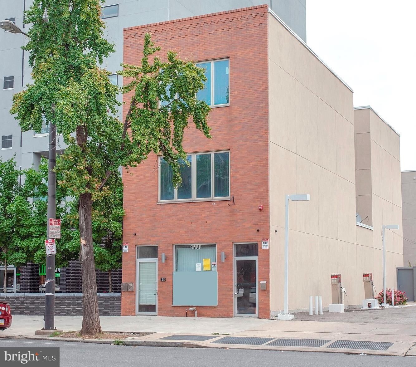 Property Photo:  1233 S Broad Street 1R  PA 19147 