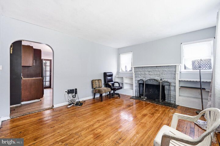 Property Photo:  114 Somerset Street  NJ 08638 