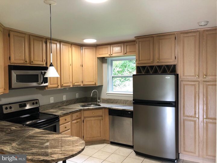 Property Photo: 2701 Lorcom Lane VA 22207