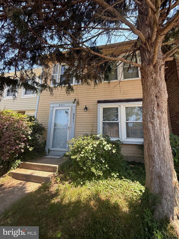 Property Photo:  8371 Brockham Drive  VA 22309 