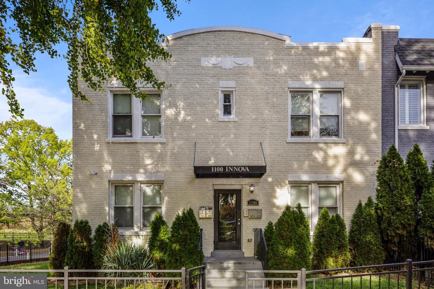 Property Photo: 1100 Holbrook Terrace NE 2 DC 20002