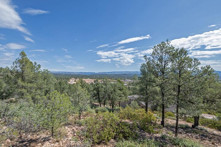 Property Photo:  1906 E Starlight  AZ 85541 