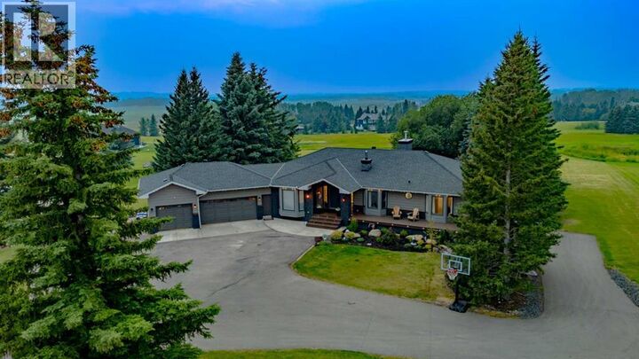 Property Photo: 31 Rosewood Drive Southwest AB T3Z 3K7