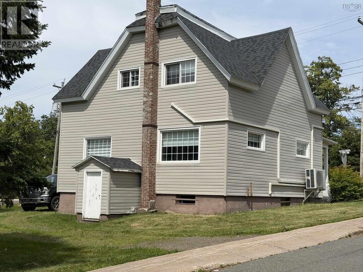 Property Photo: 9 Princess Street NS B0M 1E0