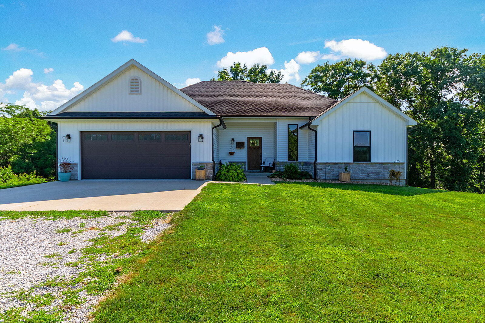 Property Photo:  16636 Kimber Ridge Ct  MO 65233 