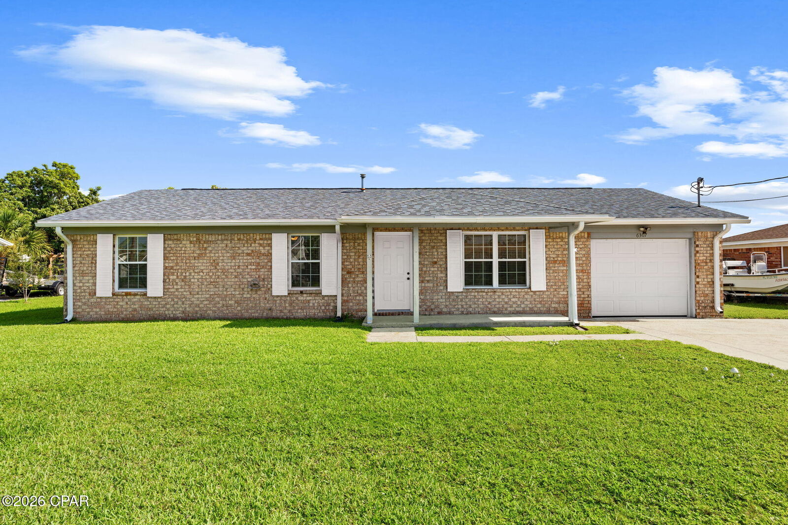 Property Photo: 6307 Babby Lane FL 32404