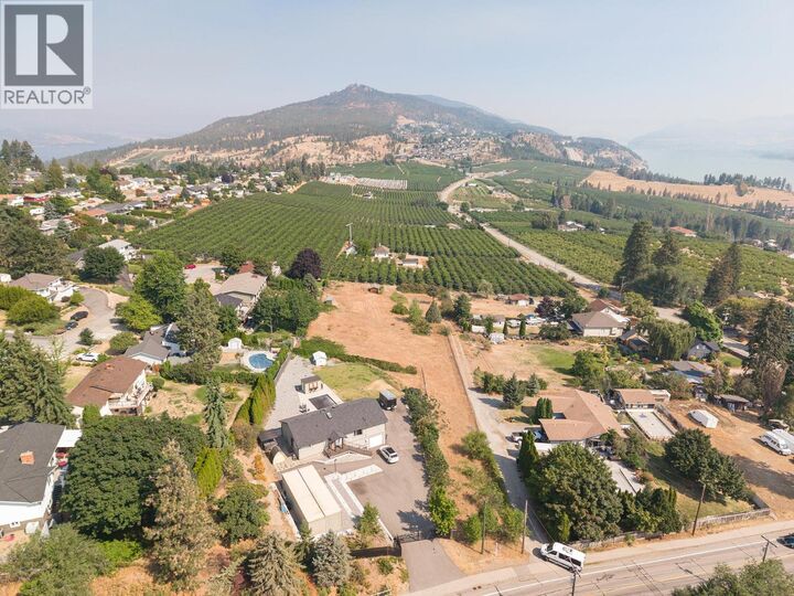 Property Photo:  2438 Davidson Road  BC V4V 1G5 