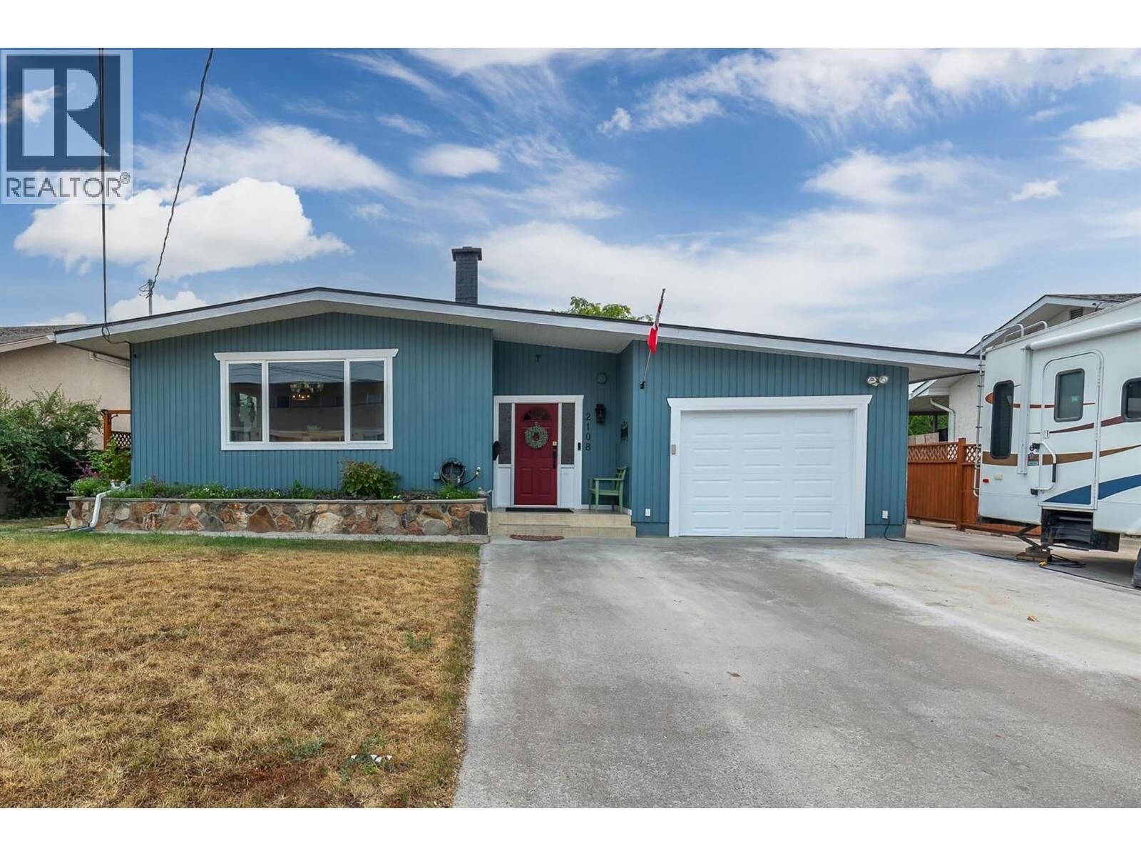 Property Photo: 2108 41 Avenue BC V1T 3G8