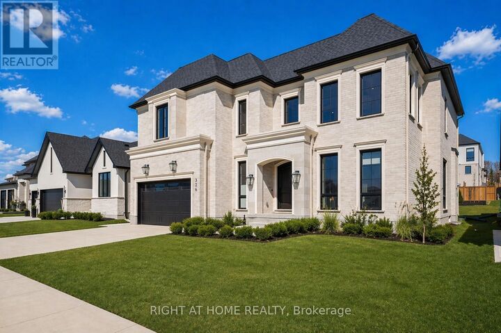 Property Photo: 326 Manhattan Drive ON N6K 4M7