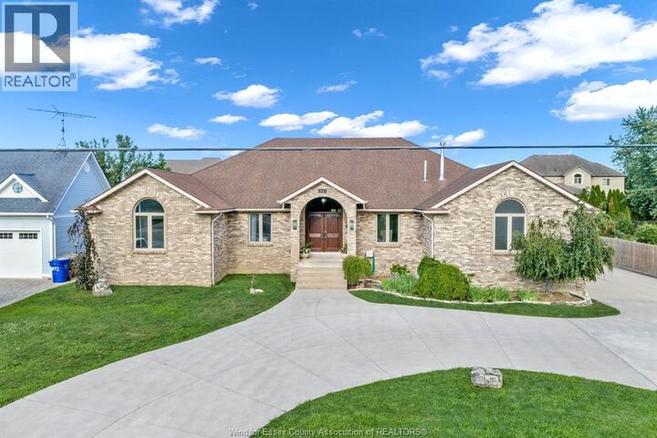 Property Photo: 376 Elmstead Ridge ON N8N 2L9