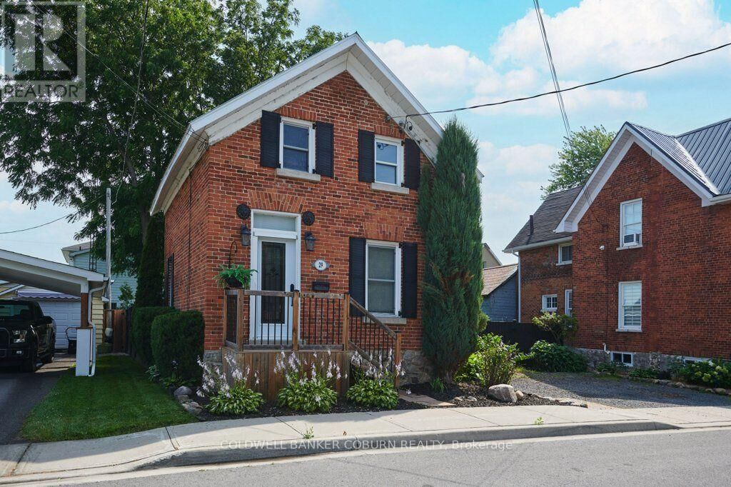 Property Photo: 29 Ontario Street ON K0C 1X0