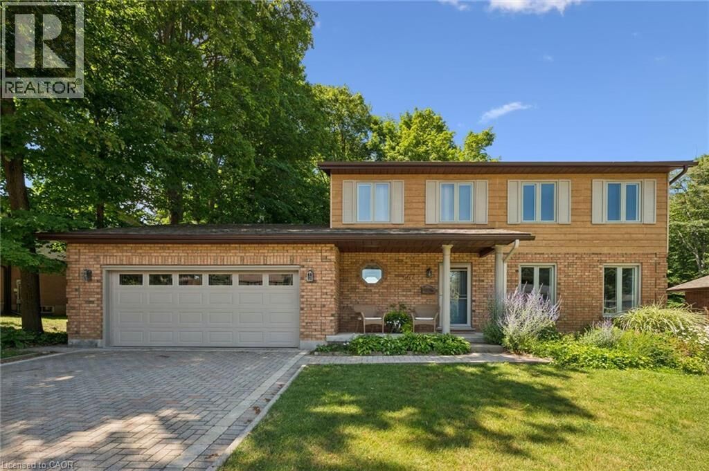 Property Photo:  667 Fern Road  ON N2V 1G4 