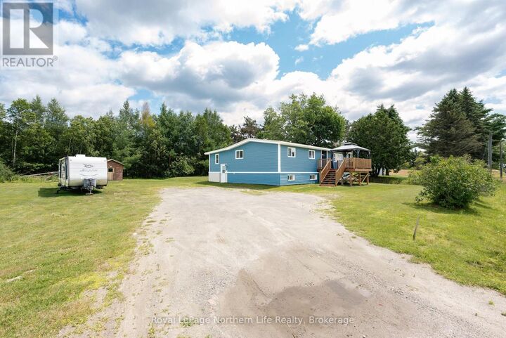 Property Photo:  558 Nipissing Street  ON P2B 2L1 