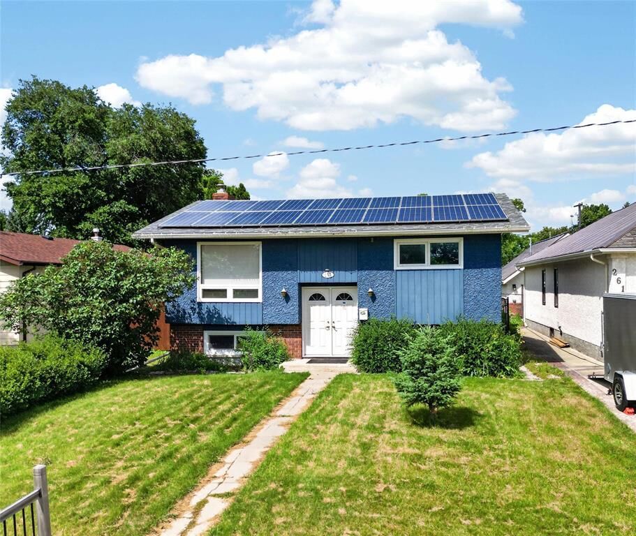 Property Photo: 257 Douglas Avenue MB R2G 0Y2