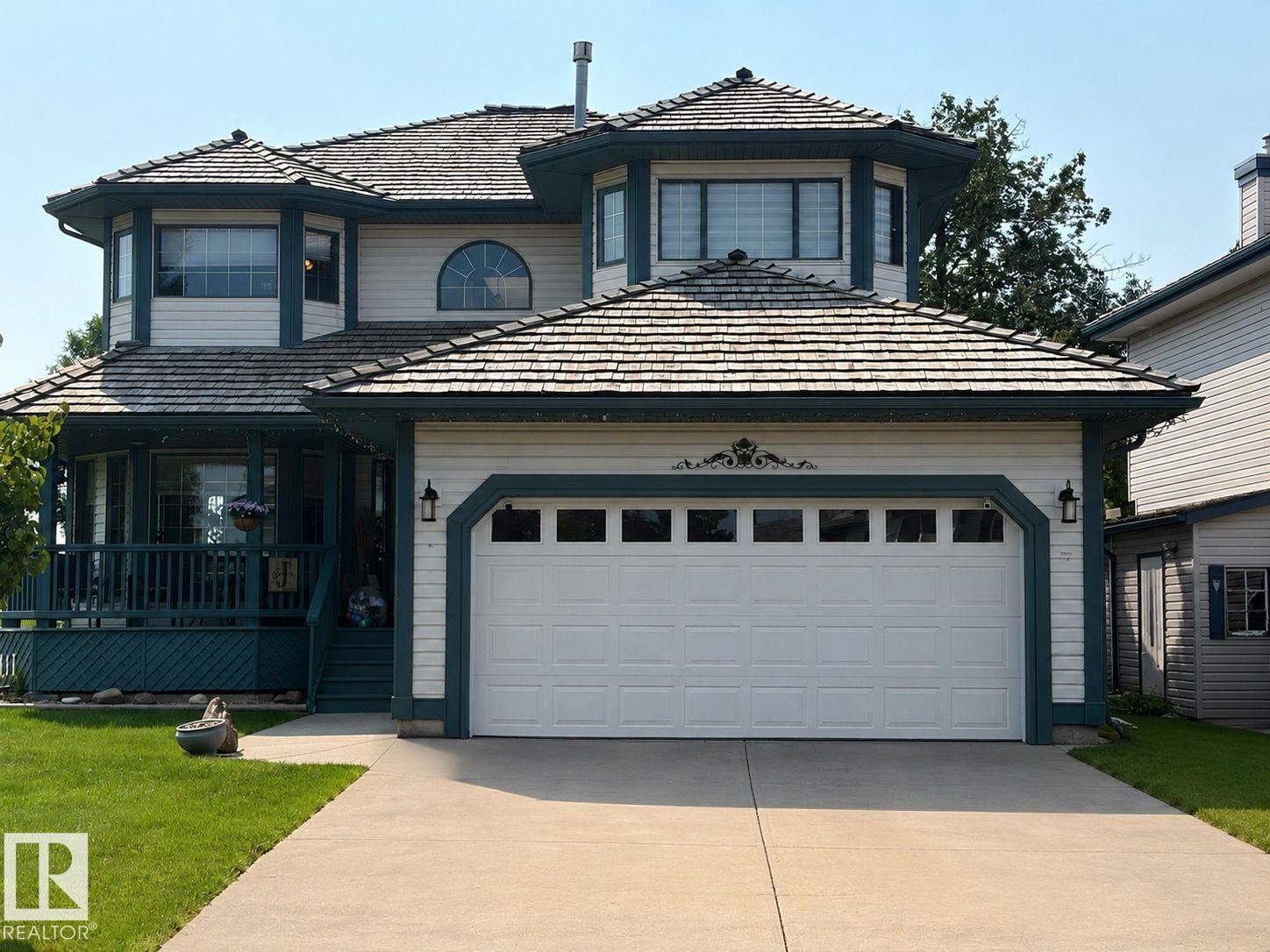 Property Photo:  7 Country Club Drive  AB T4X 1N3 