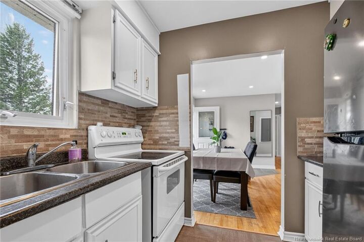 Property Photo:  47 Willowbend Drive  NB E1A 2L9 