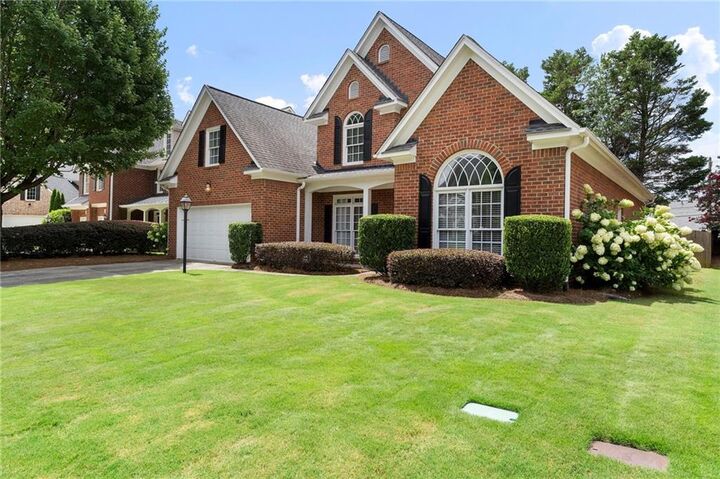 Property Photo:  2751 Vinings Oak Drive SE  GA 30339 