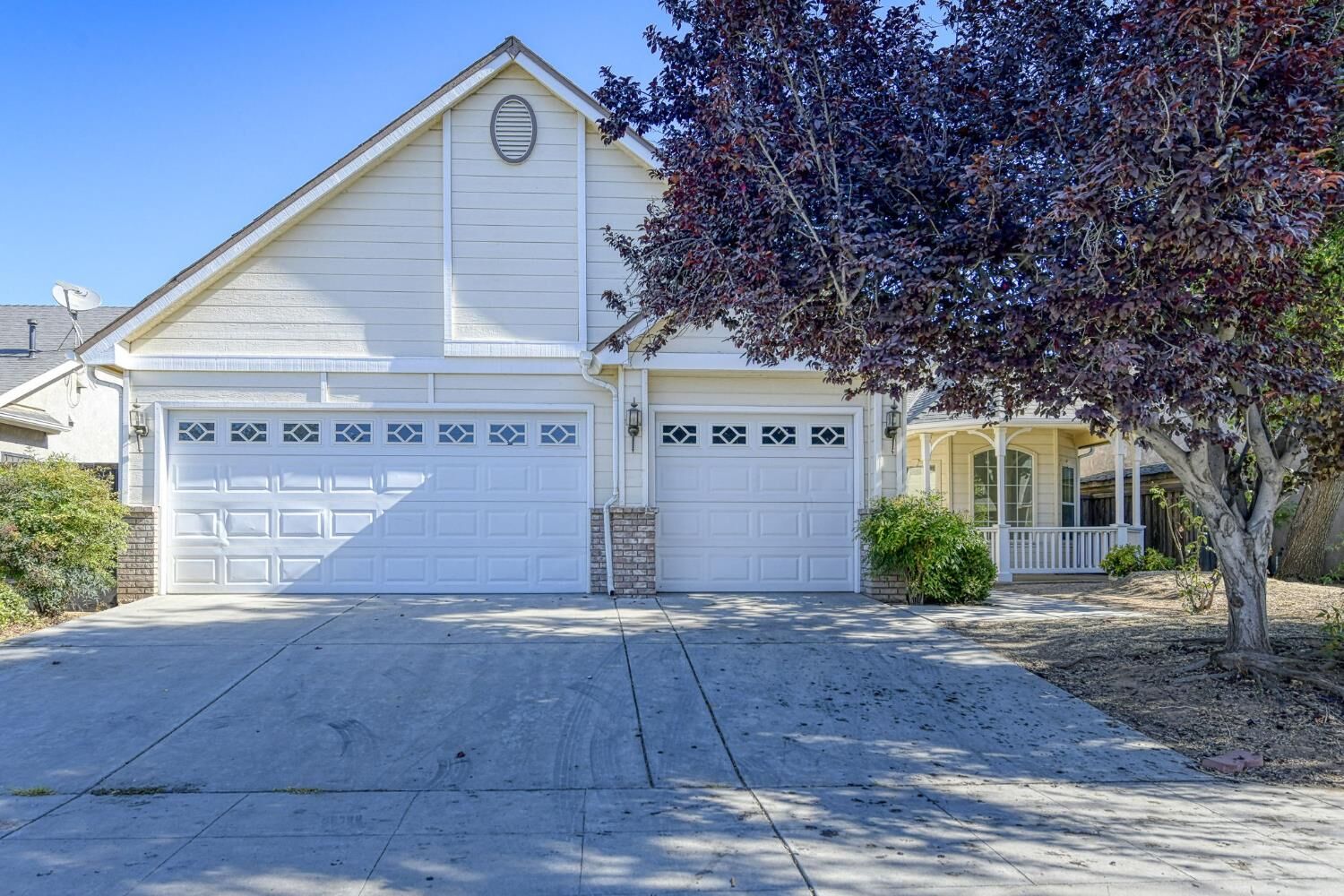 Property Photo:  4692 W Celeste Avenue  CA 93722 