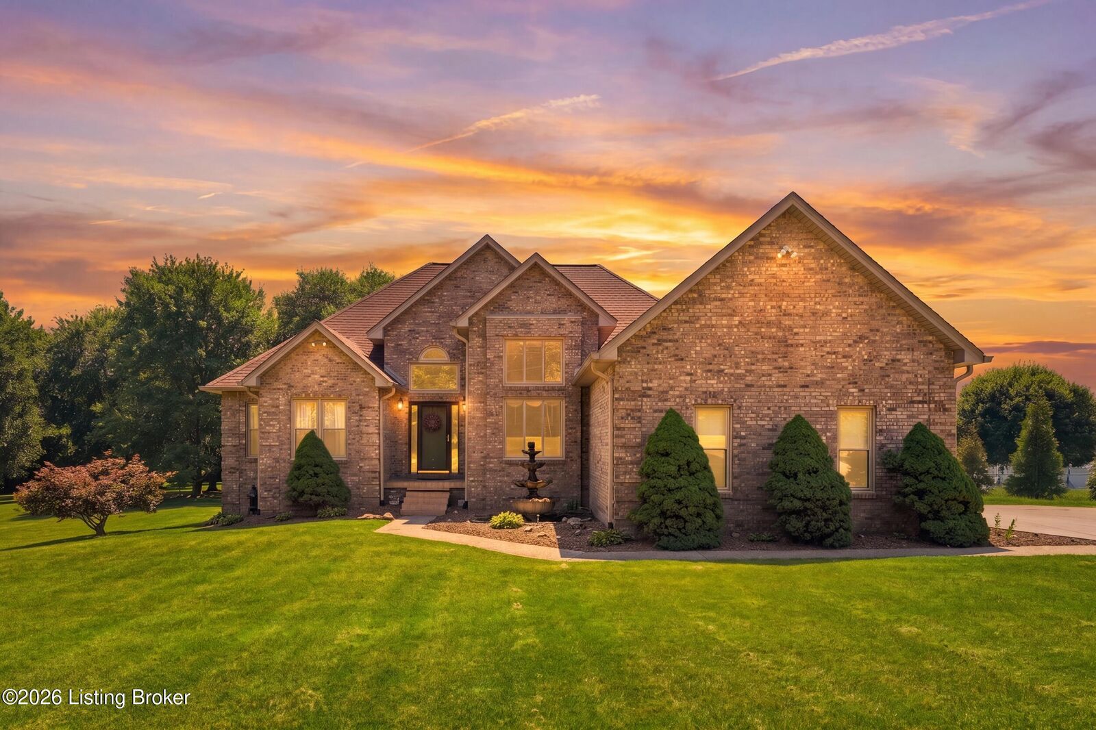 Property Photo: 360 Aquaview Dr KY 40165