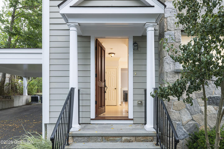 Property Photo:  41 Harold Street B  CT 06807 