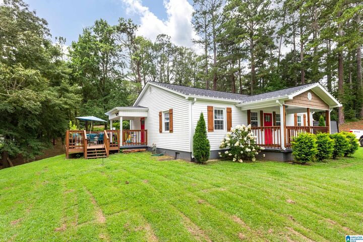 Property Photo:  94 Webb Drive  AL 36264 
