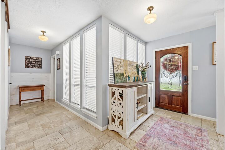 Property Photo: 6806 Cedar Street TX 77493