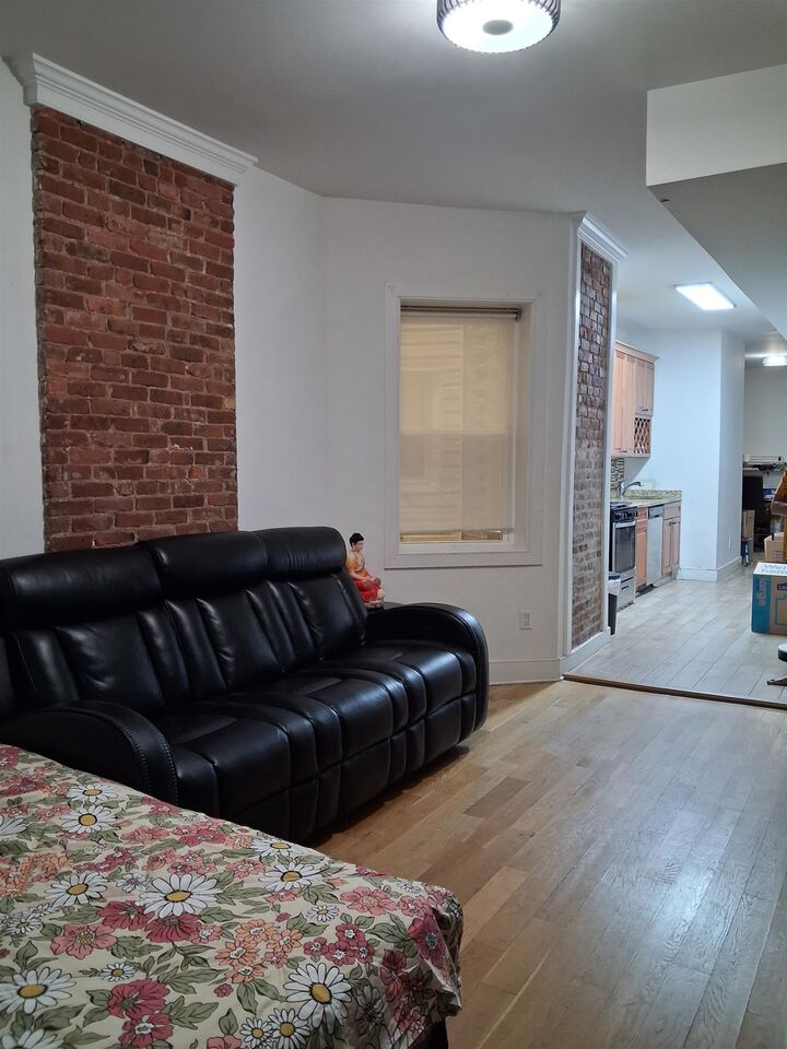 Property Photo:  492 Broadway 2  NJ 07002 