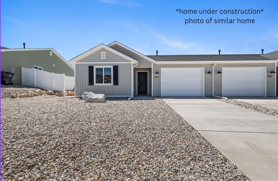 Property Photo: 709 W 2360 N UT 84721