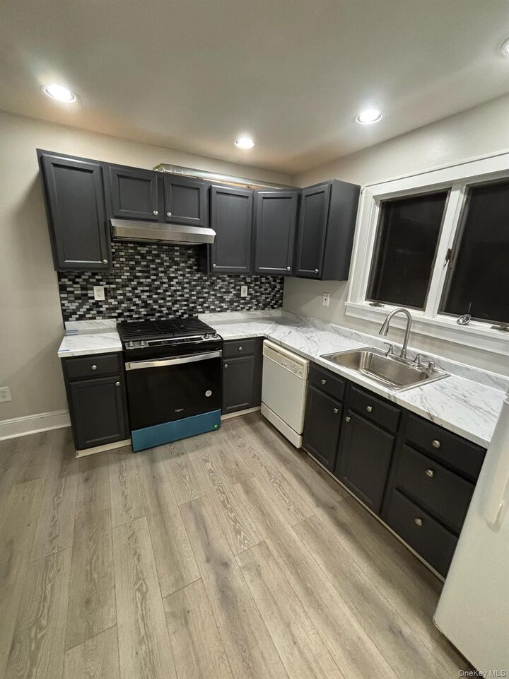 Property Photo:  598 Rte 303  NY 10913 