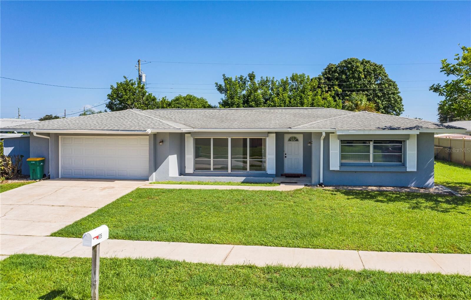 Property Photo:  326 Wherley Avenue SE  FL 33952 