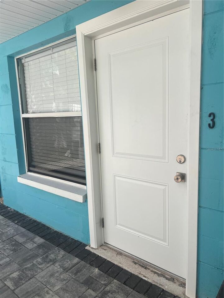 Property Photo:  40 82nd Avenue Unit 3  FL 33706 