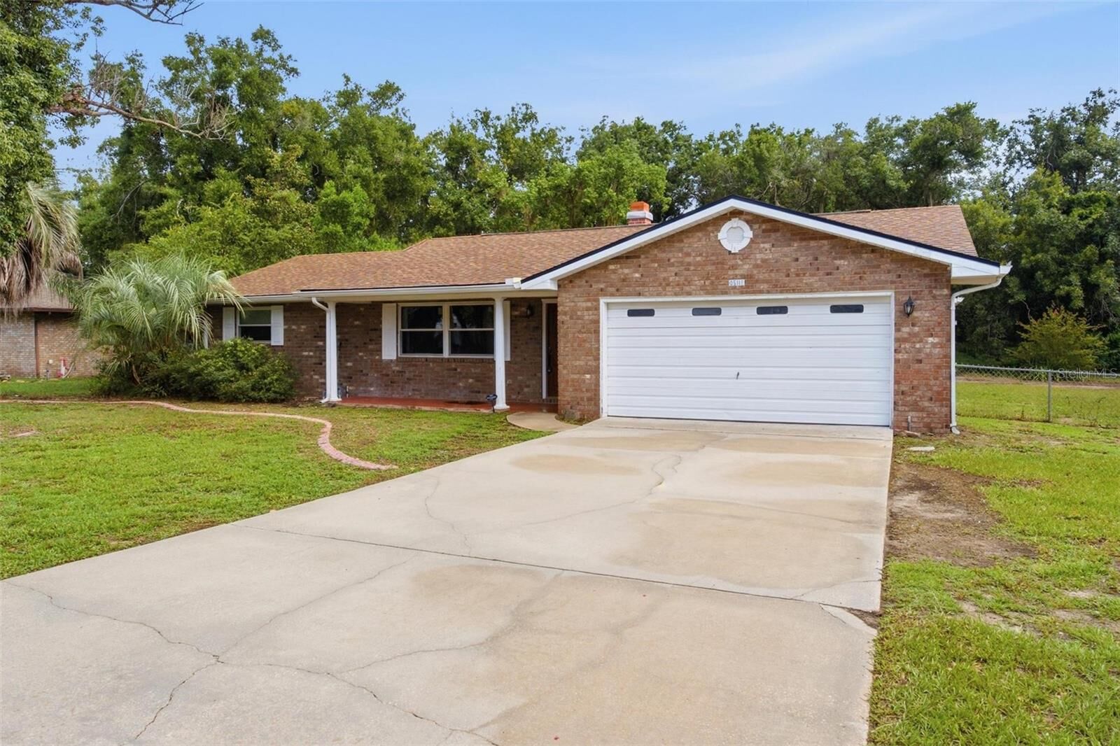 Property Photo:  5118 Magnolia Terrace  FL 34731 