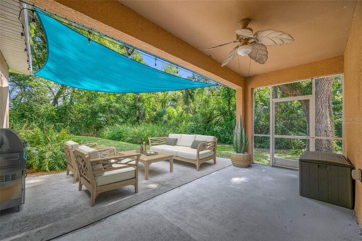 Property Photo:  12707 Linda Drive  FL 33612 