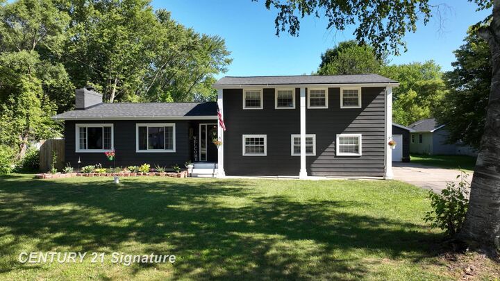 Property Photo:  5196 W Wilson Road  MI 48420 