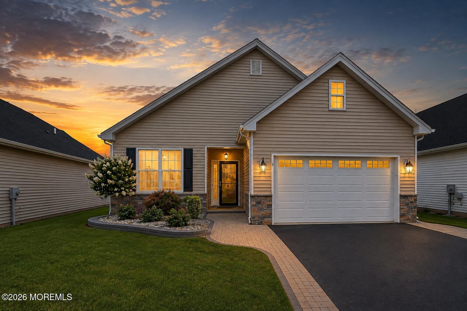 Property Photo:  9 Emerald Road  NJ 08533 