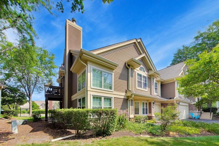 Property Photo: 1223 Old Mill Lane IL 60007