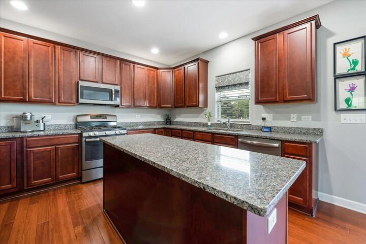 Property Photo:  21042 Lakewoods Lane  IL 60404 
