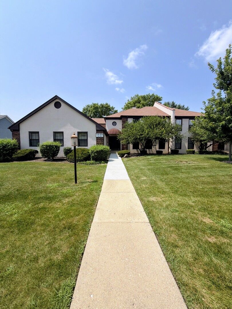 Property Photo: 5S470 Scots Drive D IL 60563