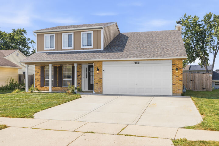 Property Photo: 1320 Burns Drive IL 60120