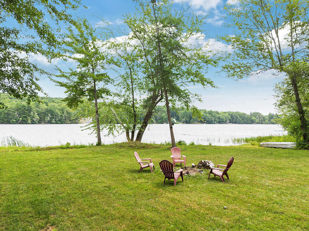 Property Photo:  85 Woods Grove Lane  ME 04364 
