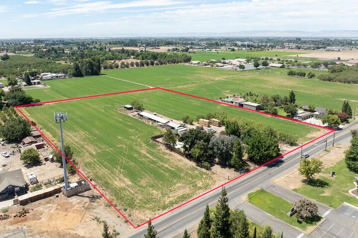 Property Photo:  3924 E Whitmore  CA 95307 